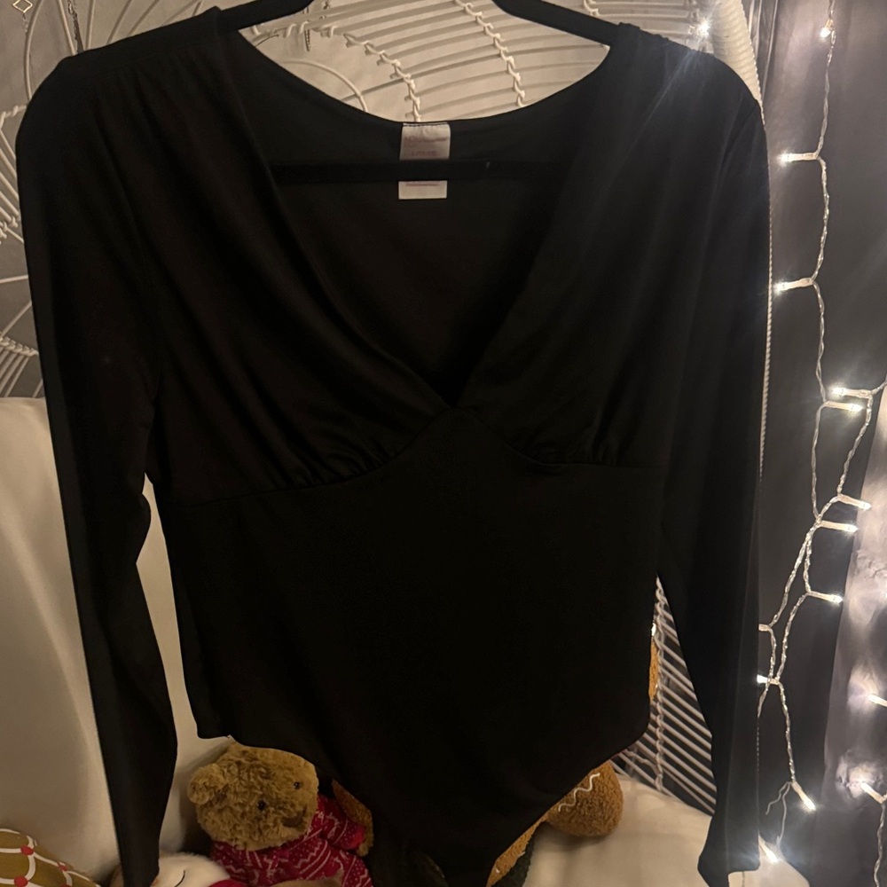 Elegant Black Long Sleeve Women's Top